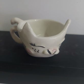 55535017 Küçük Kupa Yükseklik 8cm Genişlik 12cm Seramik El Yapım Beyaz Kedi 1 Adet