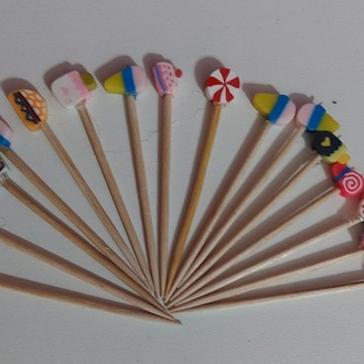 MİNİK-SUS-BATON-01 Renkli Fimo Şekilli Kokteyl Kürdanları 15’li Set Eğlenceli Sunum ve Parti