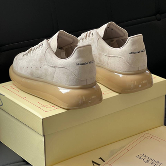 Alexander McQueen 