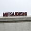 Mitsubishi Bagaj Yazısı (Gri-kırmızı)