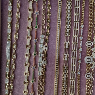 2 yıl garantili 
XUPING marka kuyumcu modeli çelik takı