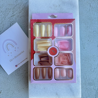 Karışık Renk 4 Boy Takma Tırnak Set