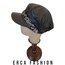 GRİ LEOPAR DESENLİ SİYAH KASKET