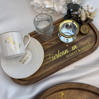 Handgefertigtes, personalisierbares Holz-Tablett-Set für Verlobung und Hochzeit | EW-292977