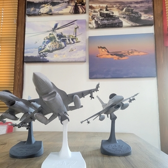 F-16 3D Maket uçak