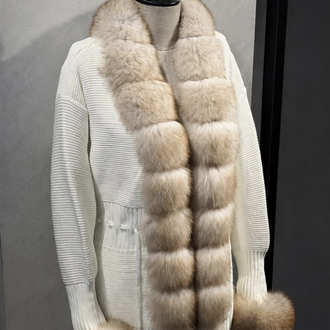 Fur Embrace 80 cm