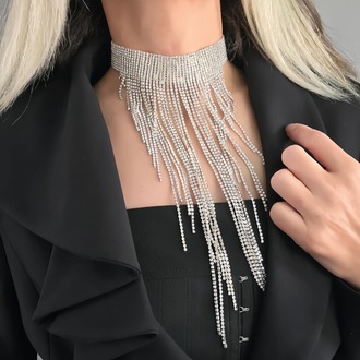 Kristal Taşlı Saçaklı Püskül Model Silver Renk Abiye Choker Tasma Kolye - 1400