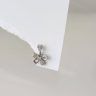 Sallantılı Fiyonk Kurdela Model Kıkırdak Piercing Tragus Helix Gümüş Renk Küpe - 1570