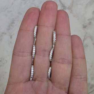 6'lı Zirkon Taşlı Gümüş Silver Renk Küpe Seti 1cm - 1808