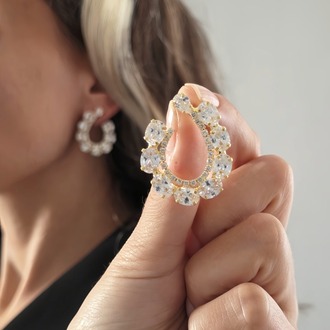 Çiçek Model Zirkon Taşlı Abiye Gold Renk Küpe - 1738
