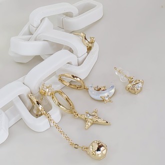 6'lı Ay Top Gezegen Yıldız Figürlü Gold Renk Küpe Seti - 1749