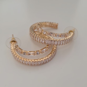 İkili Yarım Halka Model Zirkon Taşlı Antialerjik VİP Halka Gold Renk Küpe Antialerjik - 1817