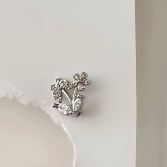 Kelebek Çiçek Model Kıkırdak Piercing Tragus Helix Gümüş Renk Küpe - 1574