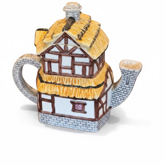 Leonardo teapot