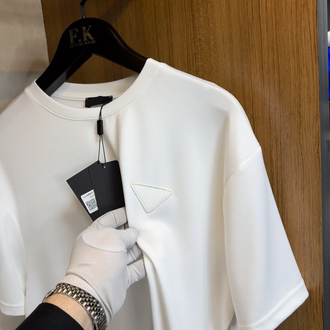Prada Logo T-shirt ( İthal-Ütü İstemez-NFC Aktif) - Beyaz
