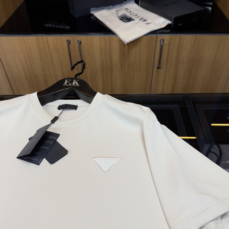 Prada Logo T-shirt ( İthal-Ütü İstemez-NFC Aktif) - Kum Beji