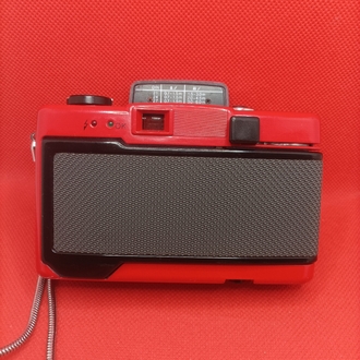 KIRMIZI RENKLİ REVUE 35 FC ANALOG FOTOĞRAF MAKİNESİ