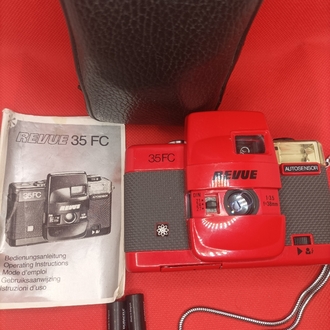 KIRMIZI RENKLİ REVUE 35 FC ANALOG FOTOĞRAF MAKİNESİ