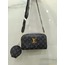 Louis Vuitton Kol Çantası