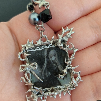 Suigintou Framed Pendant