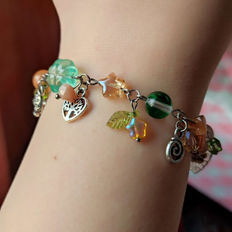 Autumn themed bracelet