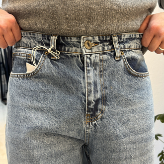 BOYFRIEND JEAN