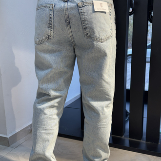 BOYFRIEND JEAN