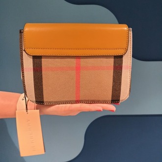 BURBERRY Tasarım Ayarlanabilir Askılı Hardal Sarısı Çanta