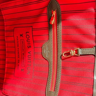 LOUIS VUITTON Hakiki Deri tasarım paslanmaz çelik aksesuarlı toz torbalı