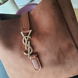 YVES SAINT LAURENT Süet Gold Aksesuarlı Toz Torbalı Çanta