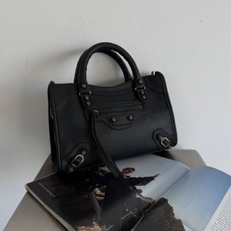 Naturel Balenciaga model İthal  paslanmaz çelik aksesuarlı deri çanta  modeli 