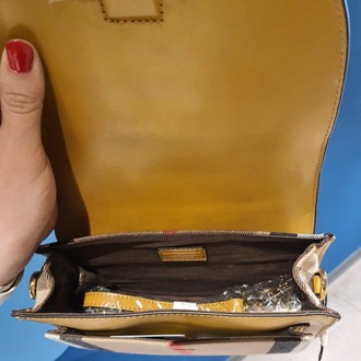BURBERRY Tasarım Ayarlanabilir Askılı Hardal Sarısı Çanta
