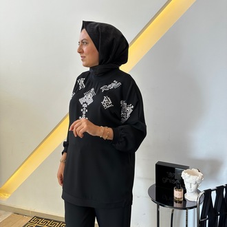 Ghisa Taşlı Takım 