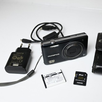 Olympus Dijital Fotoğraf Makinesi 