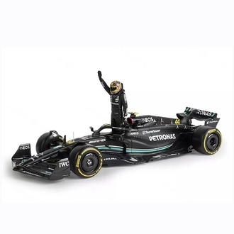 1:24 Mercedes AMG W14 Lewis HAMILTON 2023 Figürlü Model