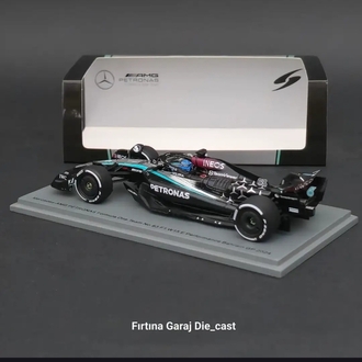 1:43 Spark Mercedes AMG W15 George Russell 2024