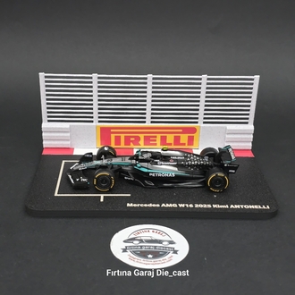 1:43 Kimi Antonelli 2025 Grid Diziliş Dioraması Pilotsuz Model