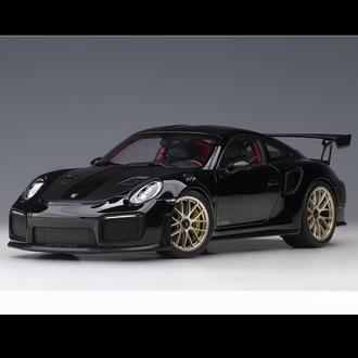 1:18 Autoart Porsche 911 (992,2) GT2 Weissach Package