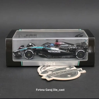 1:43 Spark Mercedes AMG W15 George Russell 2024