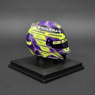 1:5 Lewis Hamilton 2024 Kask Figürü 