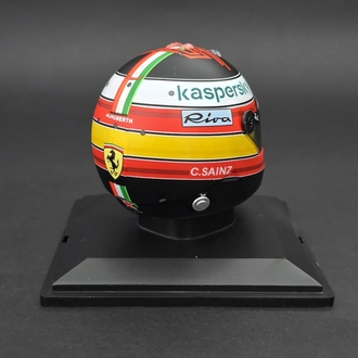 1:5 Carlos Sainz 2021 Kask Figürü 