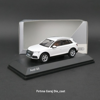 1:43 Audi Q5