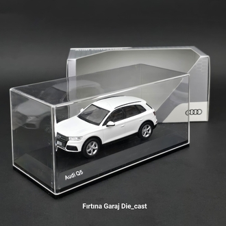 1:43 Audi Q5