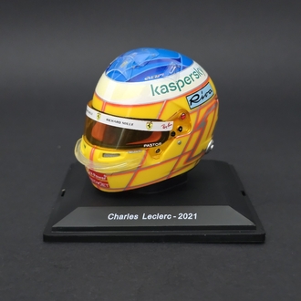 1:5 Charles Leclerc Ferrari 2021 Kask Figürü