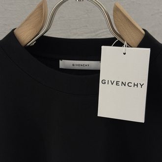 GIVENCHY Premium T Shirt