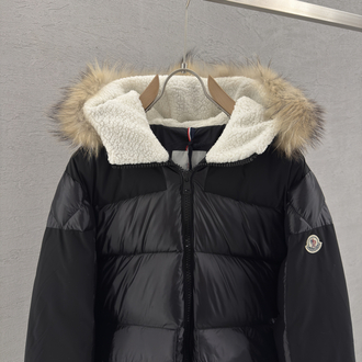 MONCLER İthal %100 Kaz Tüyü Mont