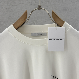 GIVENCHY Premium T Shirt