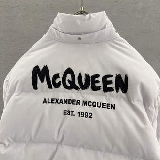 MCQUEEN İthal %100 Kaz Tüyü Mont (Şapkalı)