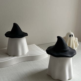 Siyah Şapkalı Ghost Mum