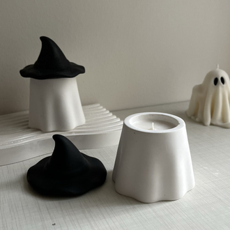 Siyah Şapkalı Ghost Mum